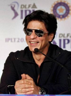 SRK to reinvent loverboy image in Yash Chopra’s next